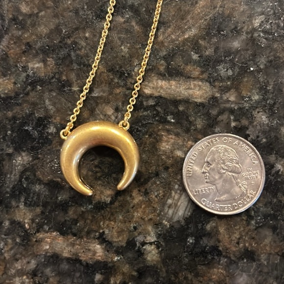 Madewell chunky crescent moon gold tone necklace - Picture 5 of 5